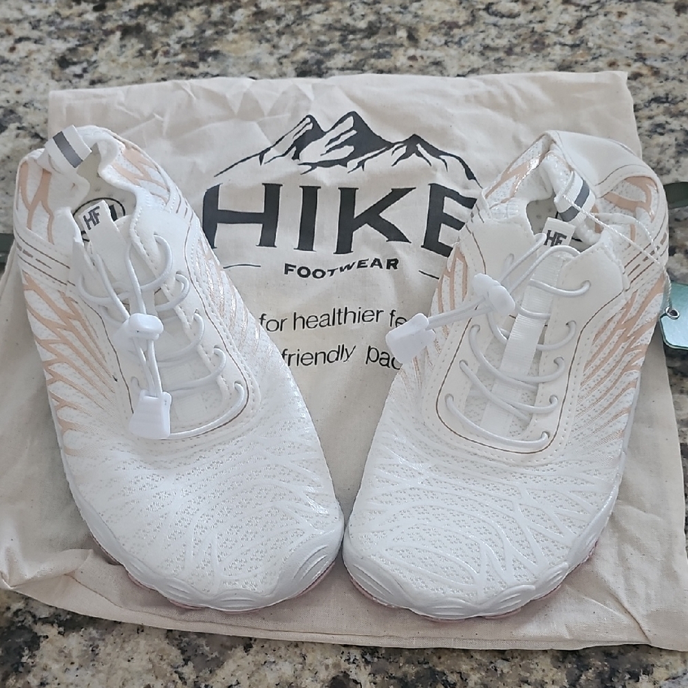 HIKE Footware Women's White and Pink Barefoot Shoes, SIZE 8